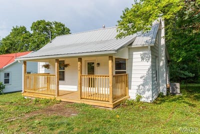 /international/us/220-warren-street-richland-mo-110108171700/