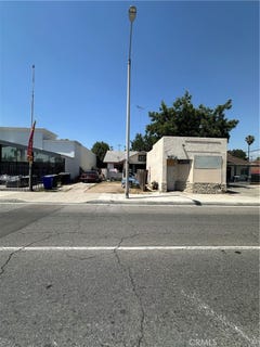 /international/us/214-e-base-line-street-san-bernardino-ca-110100681658/
