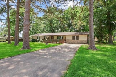 /international/us/105-maple-broken-bow-ok-110108437825/