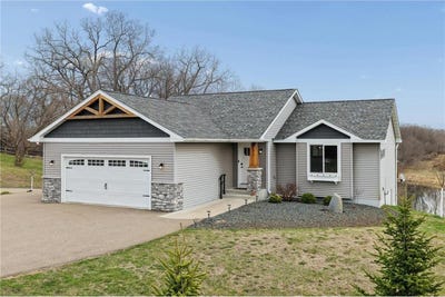 /international/us/1065-70th-ave-warren-twp-wi-110107334247/