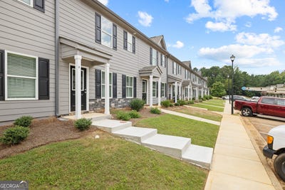 /international/us/100-lena-lane-eatonton-ga-110107963317/
