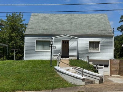 /international/us/453-high-st-grantsville-wv-110101404395/