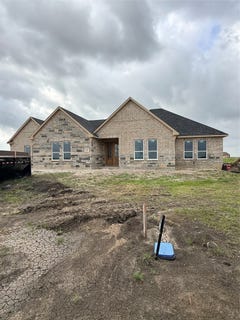 /international/us/215-regina-street-celeste-tx-110107805387/