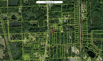 /international/us/107-1st-street-crescent-city-fl-110120459141/