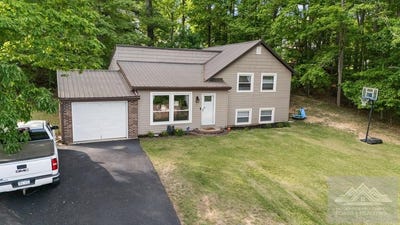 /international/us/135-bayberry-avenue-princeton-wv-110107569037/