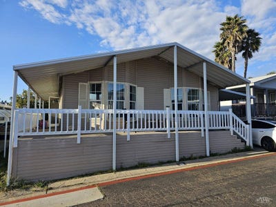 /international/us/10767-jamacha-blvd-spring-valley-ca-110106298504/