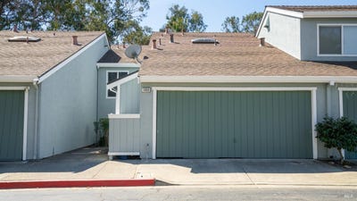 /international/us/1889-chantilly-lane-hayward-ca-110110187128/