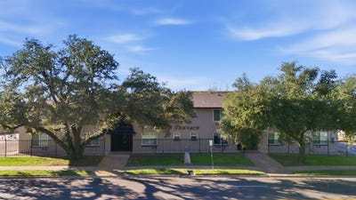 /international/us/150-s-main-street-euless-tx-110106786541/