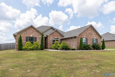 /international/us/26652-fox-cove-trail-athens-al-110101460545/