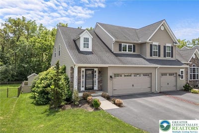 /international/us/2352-creekside-drive-coplay-boro-pa-110107749670/