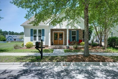 /international/us/4002-harkers-way-new-bern-nc-110108543070/