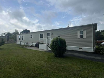 /international/us/26-ritzcraft-drive-walnutport-pa-110100163858/