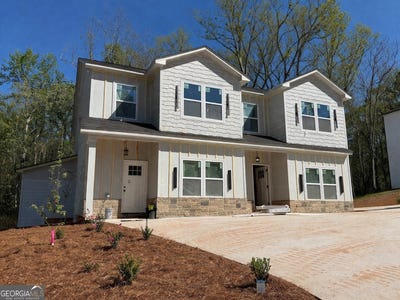/international/us/232b-brad-street-royston-ga-110107461058/