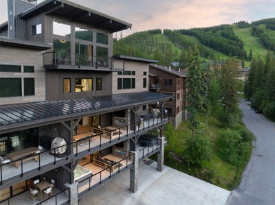 /international/us/3812-tamarack-avenue-whitefish-mt-110108278772/