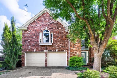 /international/us/14589-blueberry-court-addison-tx-110108976742/