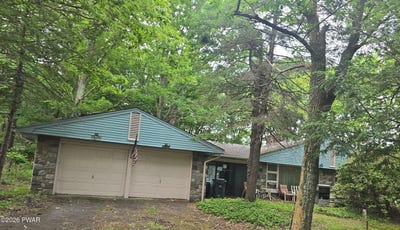 /international/us/405-park-avenue-mount-pocono-pa-110109232383/