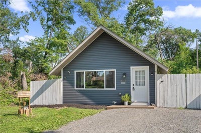/international/us/2319-294th-avenue-nw-isanti-mn-110100845993/