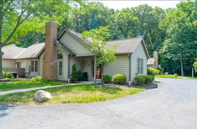 /international/us/424-hidden-ravines-drive-powell-oh-110101022544/