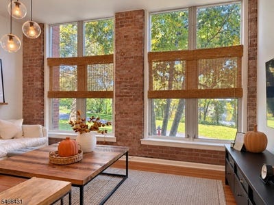 /international/us/262-main-st-little-falls-twp-nj-110120464282/