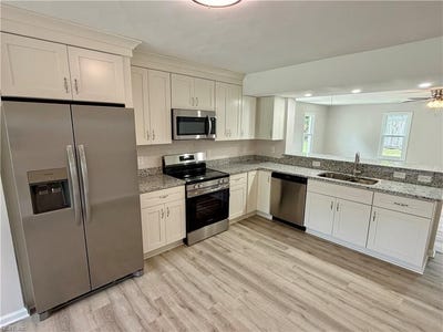 /international/us/5124-bellows-ln-virginia-beach-va-110109119465/