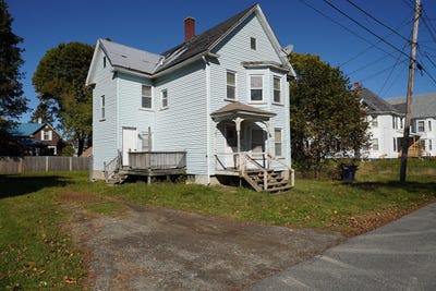 /international/us/34-lane-street-bangor-me-110120648383/