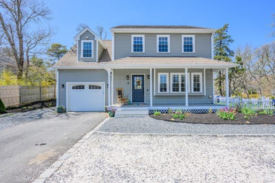 /international/us/8-lakeway-lane-harwich-ma-110107856441/
