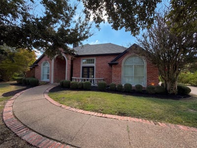 /international/us/2836-s-lakeview-drive-cedar-hill-tx-110120088946/
