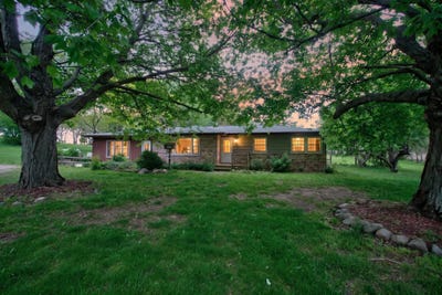 /international/us/3555-french-road-concord-mi-110108190985/