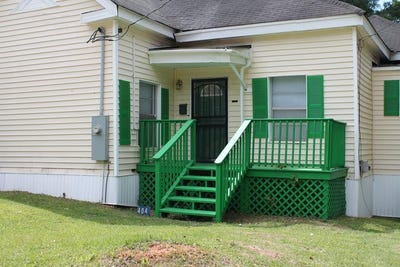 /international/us/404-allen-st-americus-ga-110107831212/