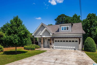 /international/us/3424-hillway-drive-vestavia-hills-al-110108096975/