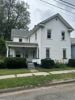 /international/us/193-jones-mount-clemens-mi-110100592041/