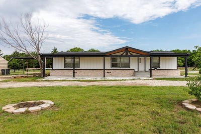 /international/us/9066-heather-lane-crandall-tx-110108359101/