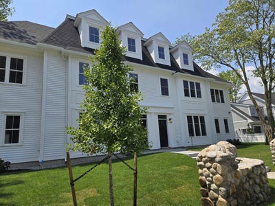 /international/us/-1-woodbury-reserve-portsmouth-nh-110101401281/