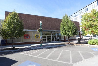 /international/us/202-main-avenue-s-twin-falls-id-110106735538/