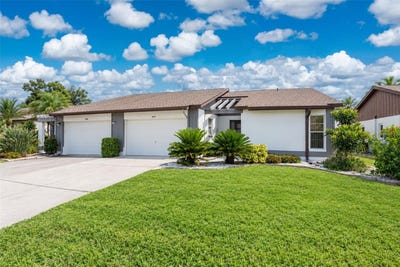 /international/us/614-deerwood-avenue-englewood-fl-110110327633/