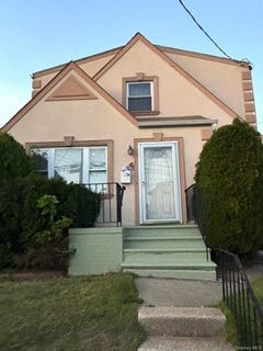 /international/us/238-23-148th-drive-rosedale-ny-110107893445/