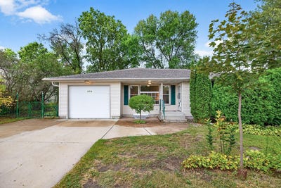 /international/us/304-territorial-street-e-watertown-mn-110119947215/