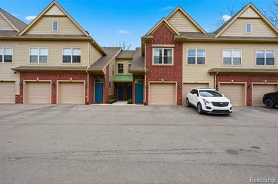/international/us/606-pointe-drive-walled-lake-mi-110108204666/