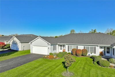 /international/us/328-walker-drive-canandaigua-ny-110120529558/