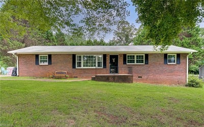 /international/us/5105-yukon-road-walkertown-nc-110101063012/