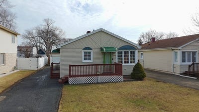 /international/us/7827-meade-avenue-burbank-il-110105903479/