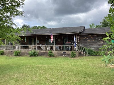 /international/us/3547-dock-road-honoraville-al-110103146116/
