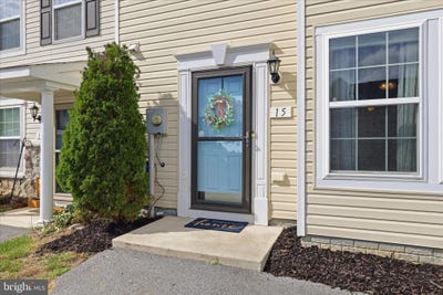 /international/us/15-fast-view-drive-martinsburg-wv-110108439645/