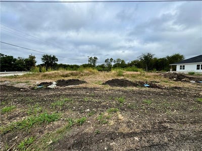 /international/us/ave-b-lot-1-140-moody-tx-110099436088/