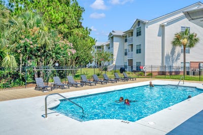 /international/us/4070-dancing-cloud-court-destin-fl-110109644434/