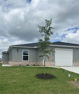 /international/us/6613-nw-gregory-st-bentonville-ar-110098304317/