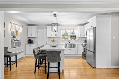 /international/us/132-burhans-avenue-yonkers-ny-110119700303/