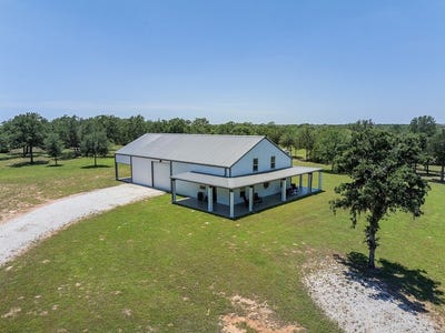 /international/us/2215-oakridge-road-weimar-tx-110108206092/