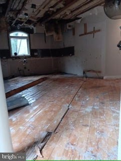 /international/us/5-mill-lane-linwood-nj-110098782170/