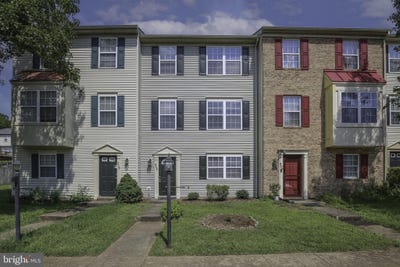 /international/us/506-kensington-drive-fredericksburg-va-110119765418/
